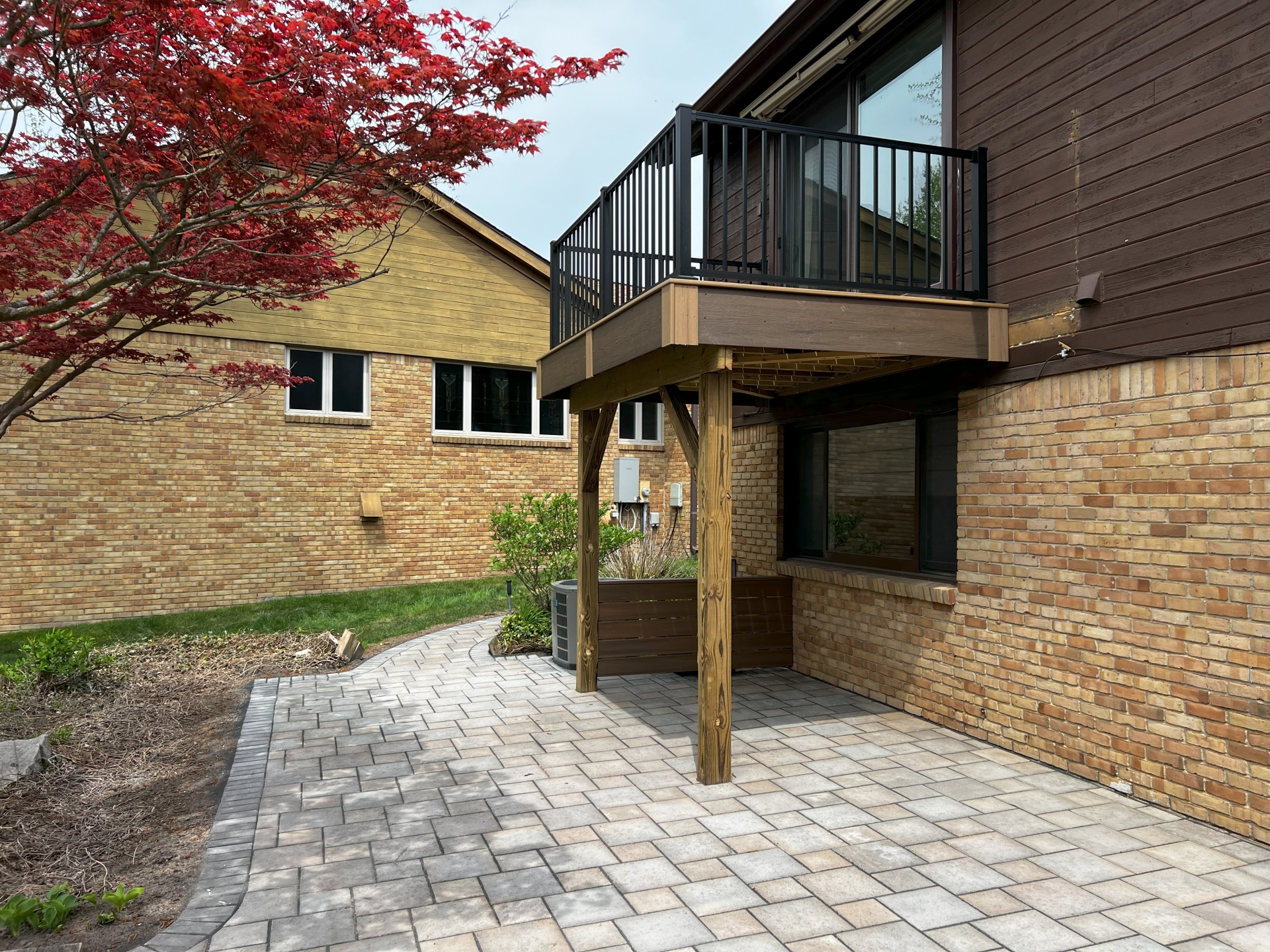 deck on the back of a house