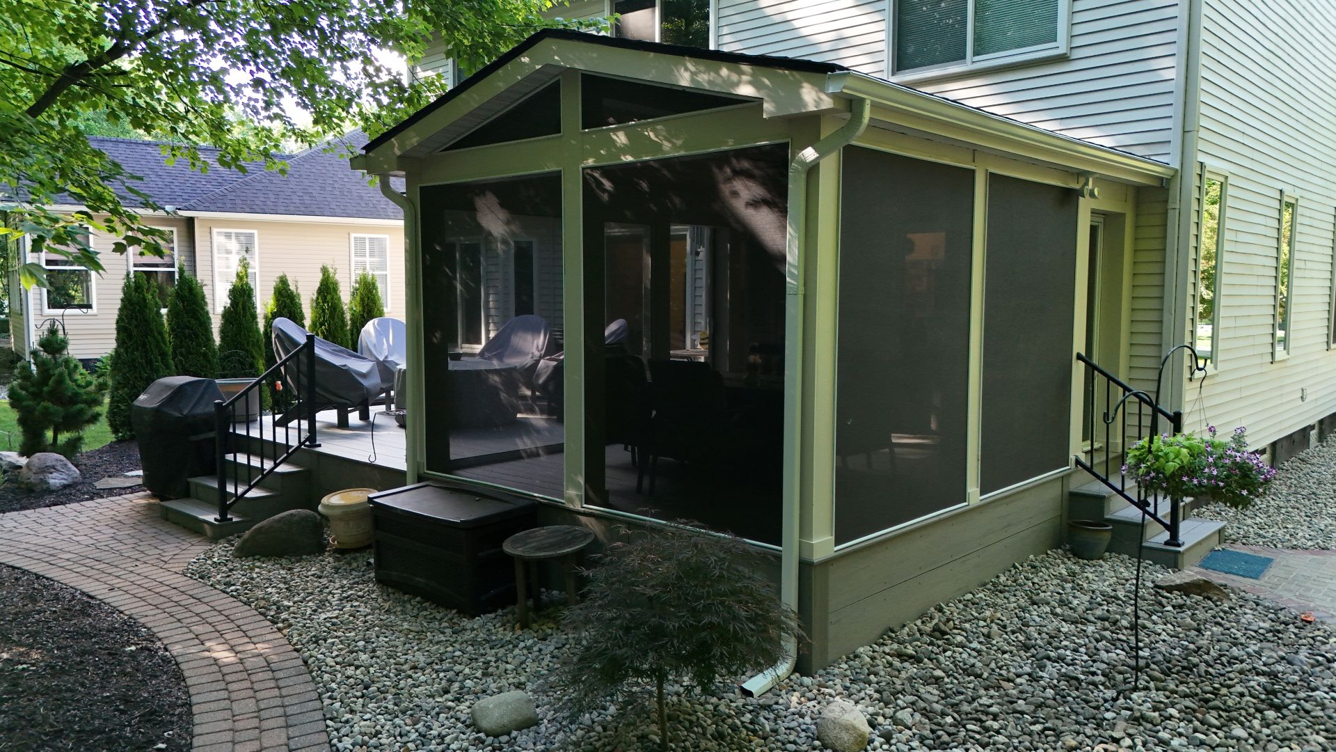 plymouth combo porch