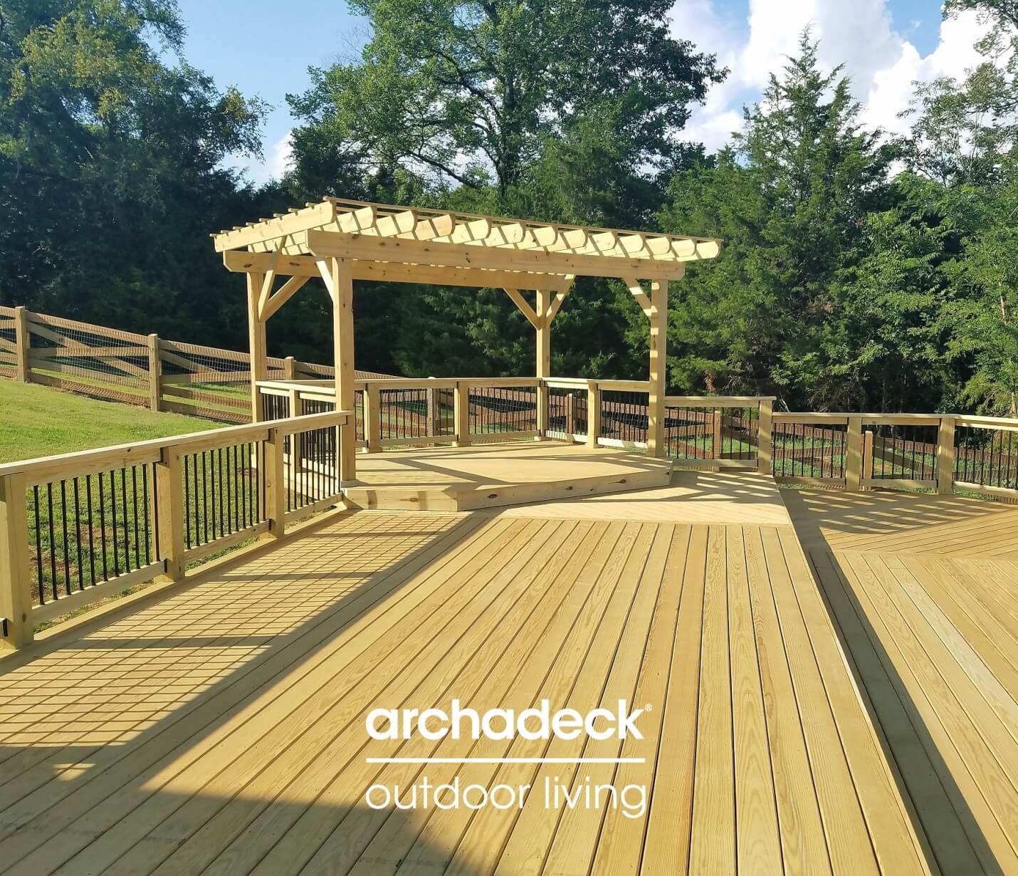 Lookout Mountain Deck with Pergola