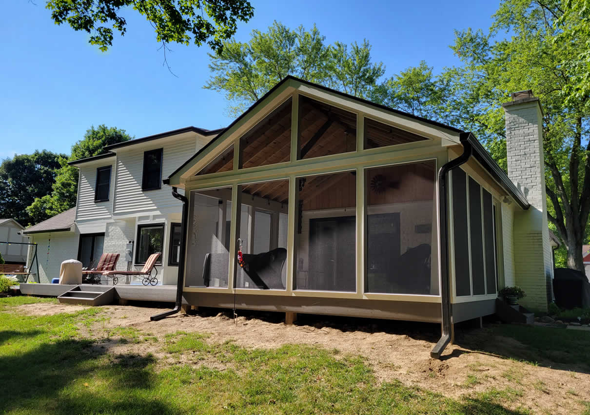 Hill Country screened porch builder near me