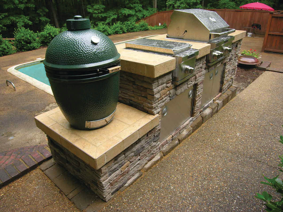 Outdoor Kitchens