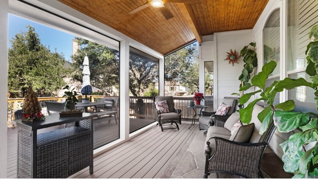 custom patio and deck combinations