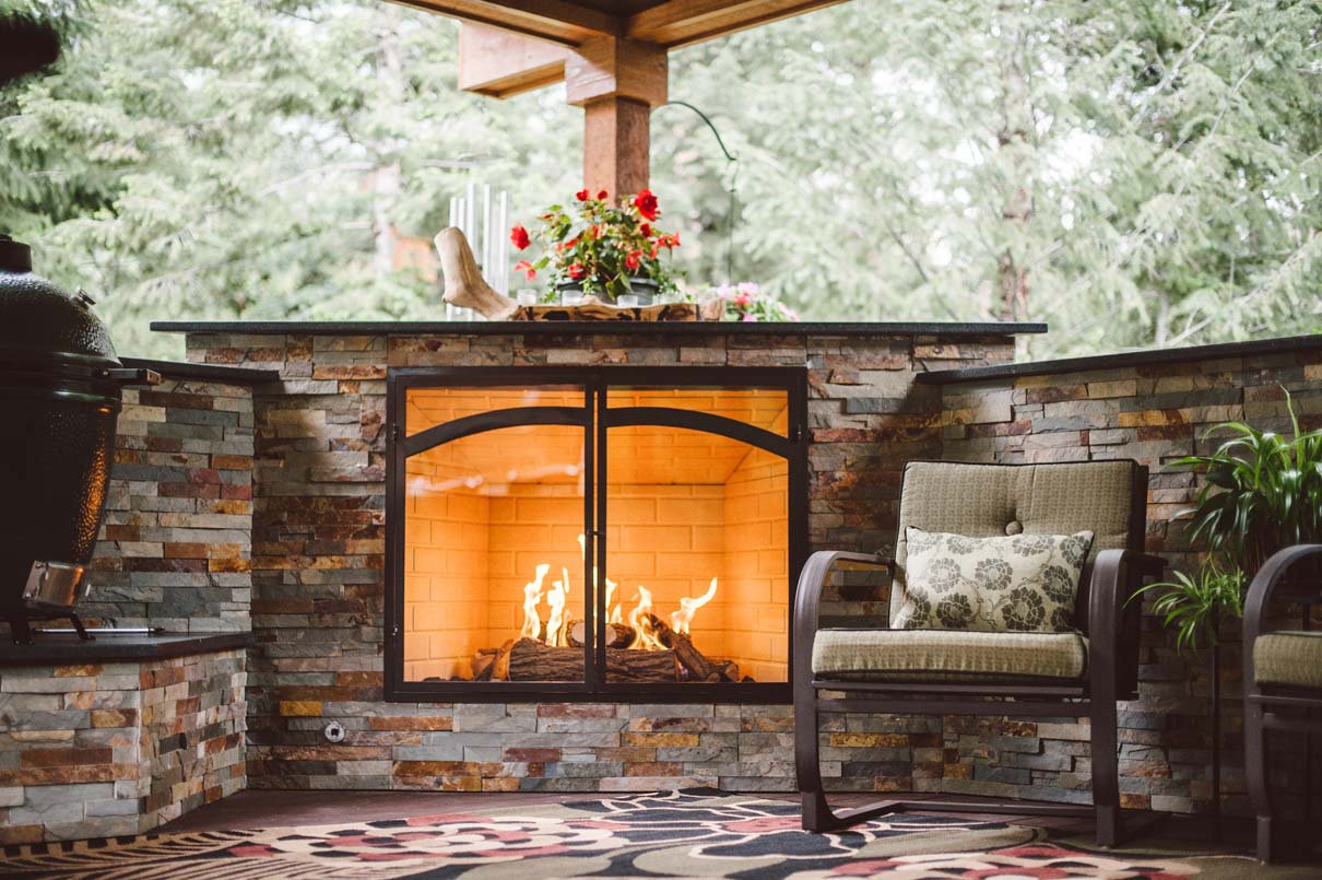 San Antonio porches with outdoor fireplaces