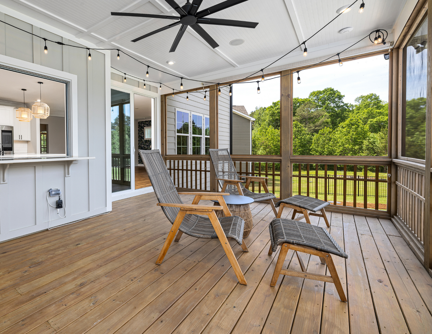 screened porch builder kalamazoo