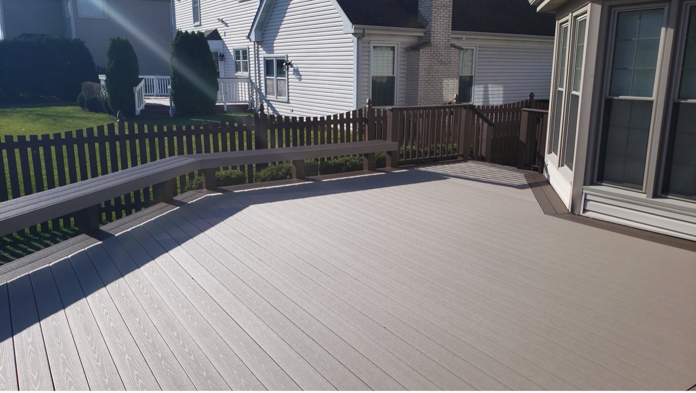 deck builders in Minneapolis