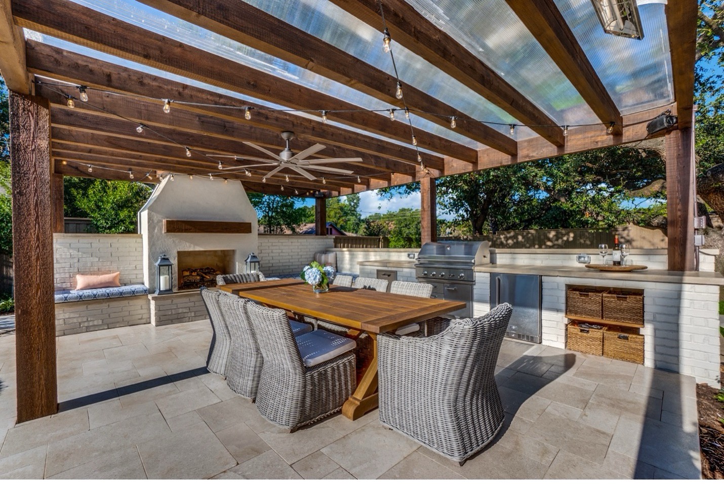 consider a shade pergola for your Bradenton backyard