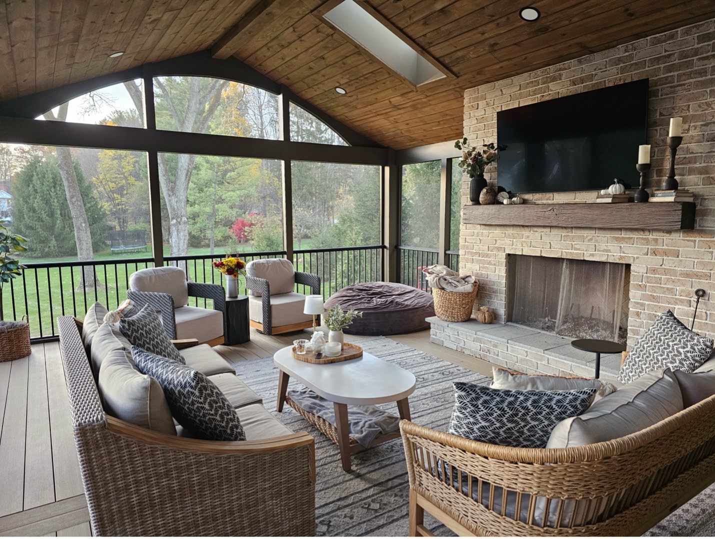 Screened porches for entertaining